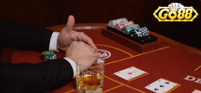 Một Số Mẹo Cách Chơi Bài Poker Cho Người Mới